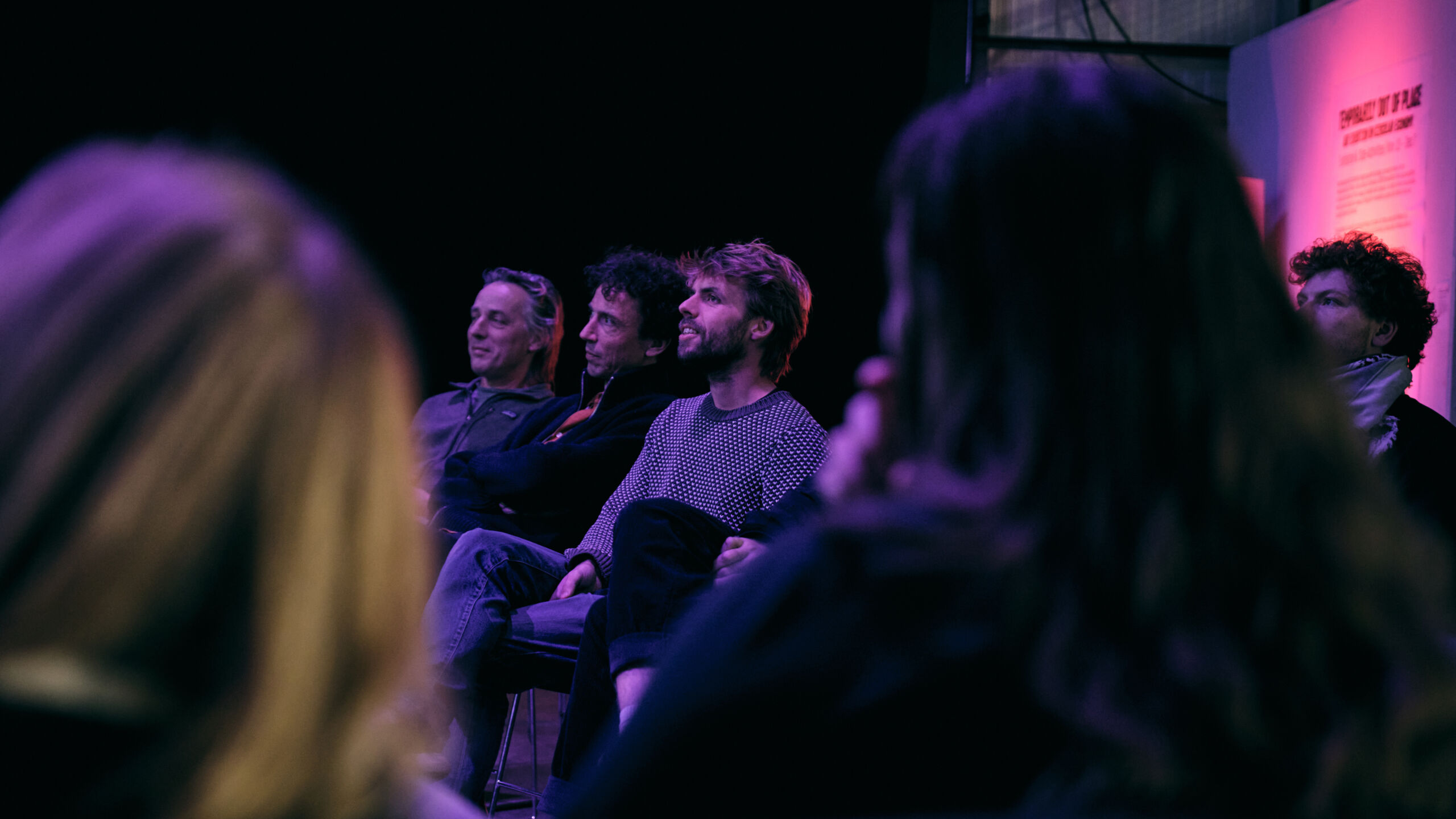 Project Spreker bij 'Cracks in the System'