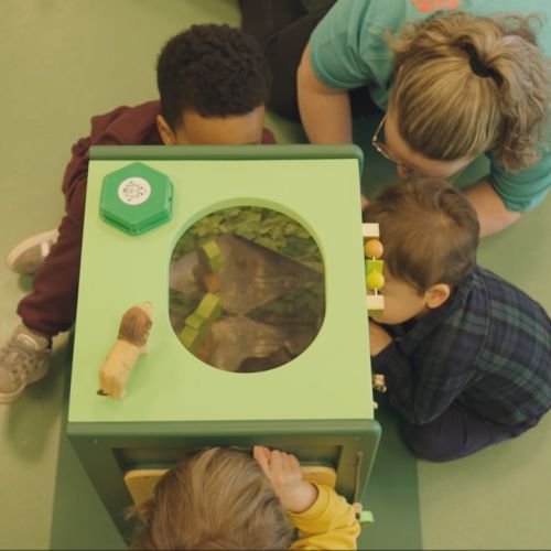 Boefjeskastje 'Orpheus en de dieren' bij KDV Tinteltuin 2025